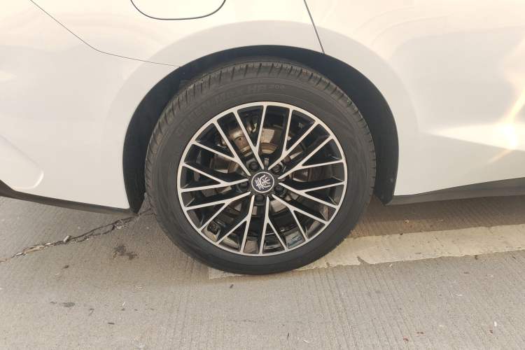 Used BYD Qin L 2024 DM-i 120KM Excellence Model
