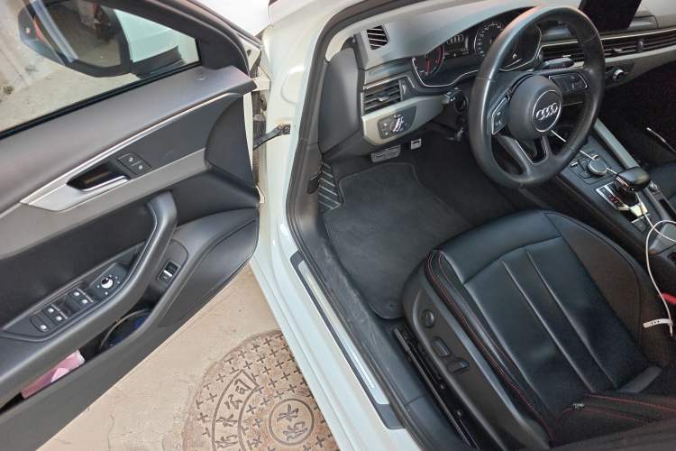 Used Audi A4L 2019 40 TFSI Ambition China VI