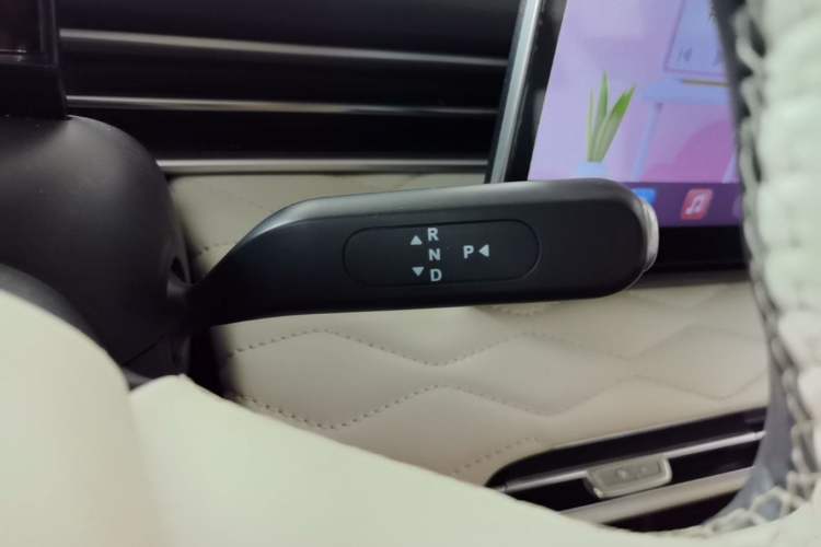 Used Dongfeng NAMMI 01 2024 430 Max Smart+
