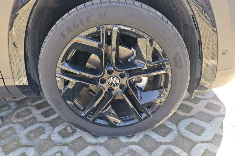 Used Volkswagen Teramont 2025 Tiguan Pro 450TSI Four-Wheel Drive Summit Edition Right Front Wheel Hub