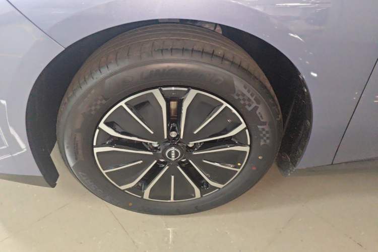 Used Nissan N6 2026 Model 180 Max