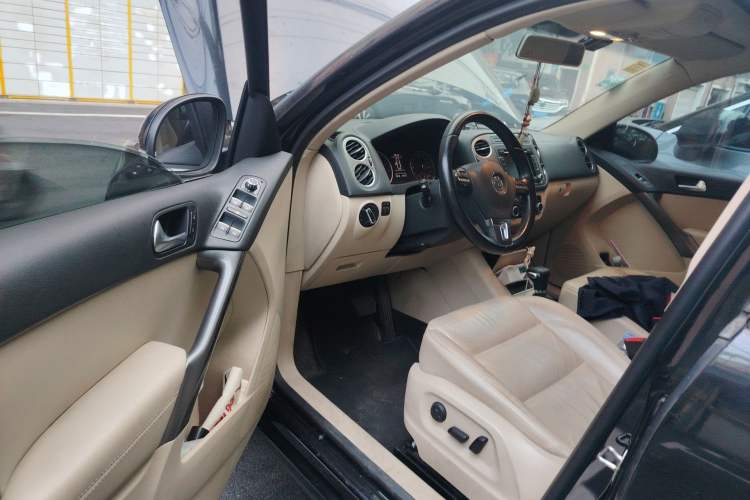 Used Volkswagen Tiguan 2010 1.8TSI Automatic All-Wheel-Drive Elite Edition