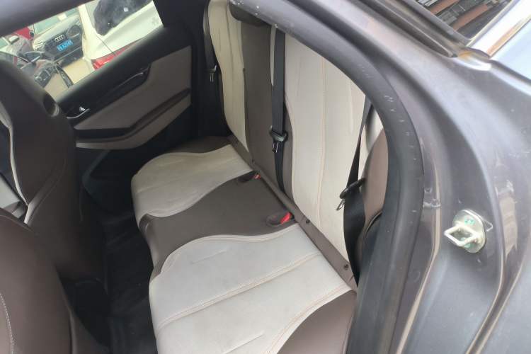 Used BYD Qin PLUS 2024 HONOR Edition DM-i 55KM Leading Model
