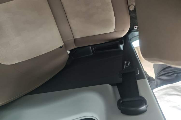 Used Chery QQ Ice Cream 2022 170km Sundae Phosphate Lithium-Ion