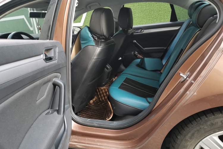 Used Volkswagen Lamando 2015 230TSI DSG Fashion Edition