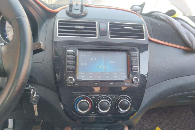 Used FORTHING Joyear X5 2015 1.6L Manual Luxury Model
