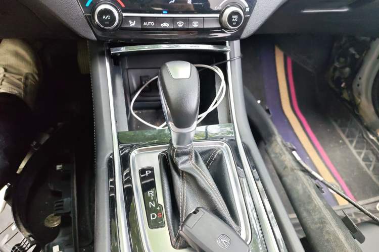 Used CHANGAN Eado 2019 High-Energy Edition 1.6L GDI Automatic Pioneer Model China VI Standard
