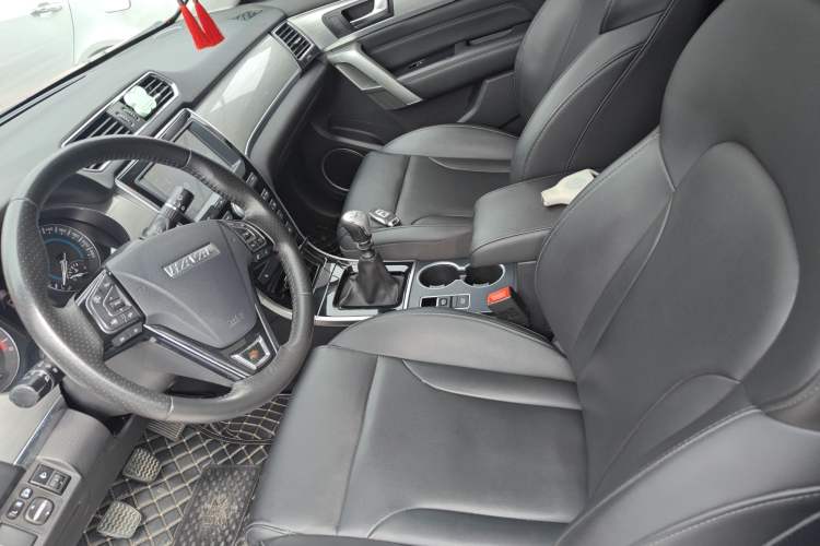 Used Haval H2 2018 Red-Label 1.5T Manual Two-Wheel Drive Luxury Model
