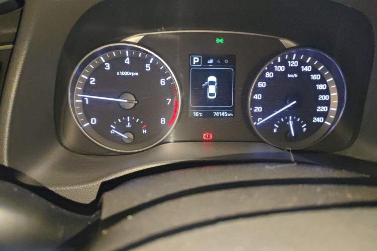 Used Hyundai Elantra (6th Generation / Lingdong) 2016 1.6L Automatic ZhiXuan – Elite Version
