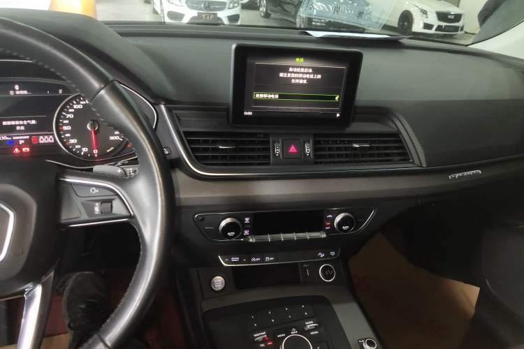 Used Audi Q5L 2018 40 TFSI Prestige Edition China VI Emission Standard