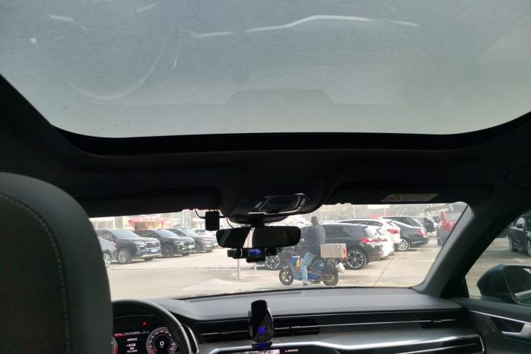 Used Audi A6L 2022 40 TFSI Luxury Dynamic Model
