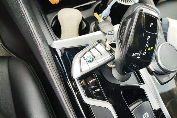 Used BMW 5 Series 2018 525Li M Sport Package Vehicle Key