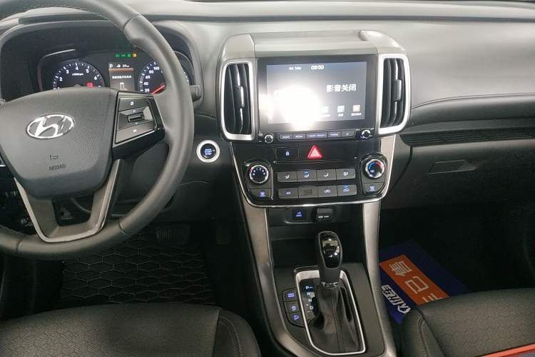 Used Hyundai ix35 2019 2.0L Automatic 2WD Zhiyong·Changxiang Edition China VI Standard Audio And AC Panel