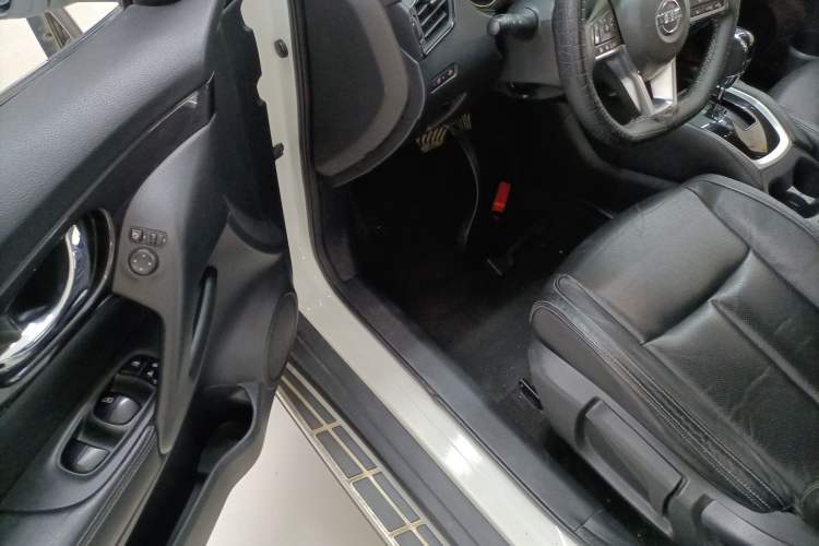 Used Nissan X-Trail 2017 2.0L CVT Comfort Edition 2WD
