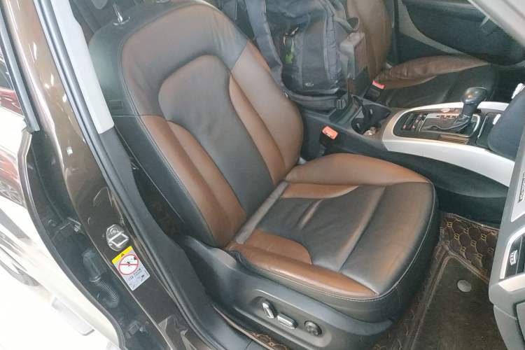 Used Audi Q5 2017 Plus 40 TFSI Technology Model Right Front Seat