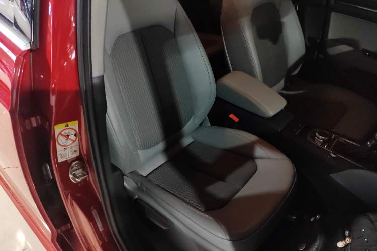 Used Audi A3 2019 Sportback 35 TFSI Fashion Edition China VI Emission Standard Right Front Seat