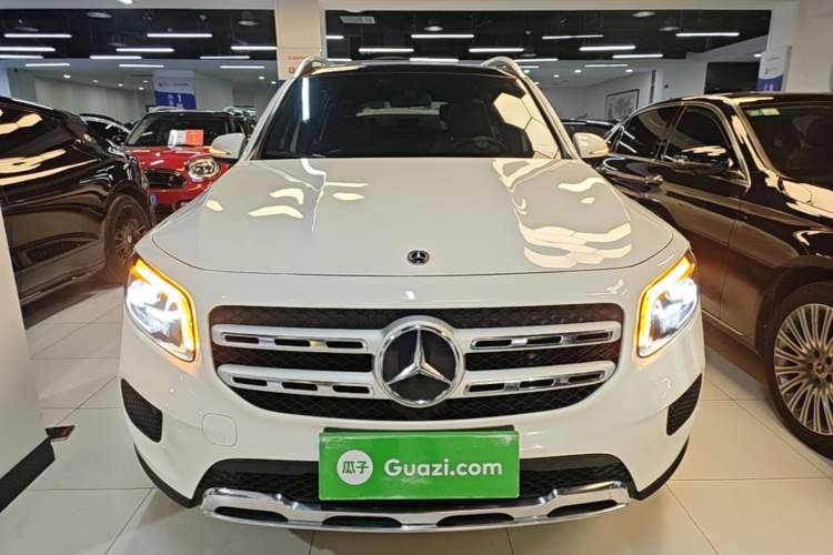 Used Mercedes-Benz GLB 2022 Updated GLB 200 Fashion Edition
