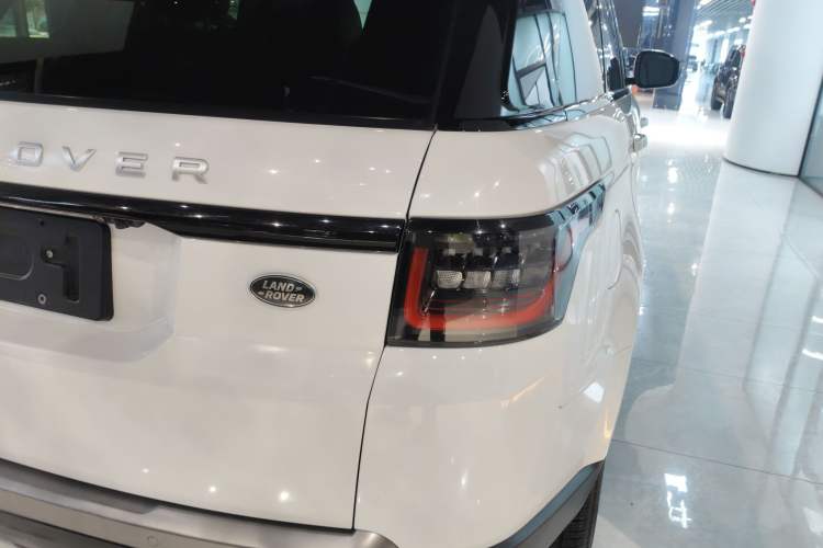 Used Land Rover Range SportNew Energy 2021 P400e SE Right Rear Taillight