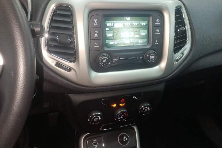 Used Jeep Compass 2017 200T Automatic Comfort Edition