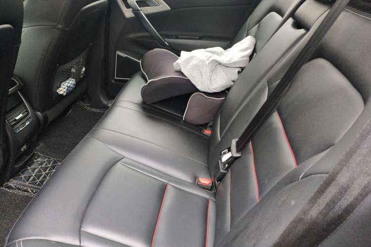 Used Geely Auto Emgrand X7 Sport 2018 1.8TD Automatic Two-Wheel Drive Smart Connect 4G Internet Edition