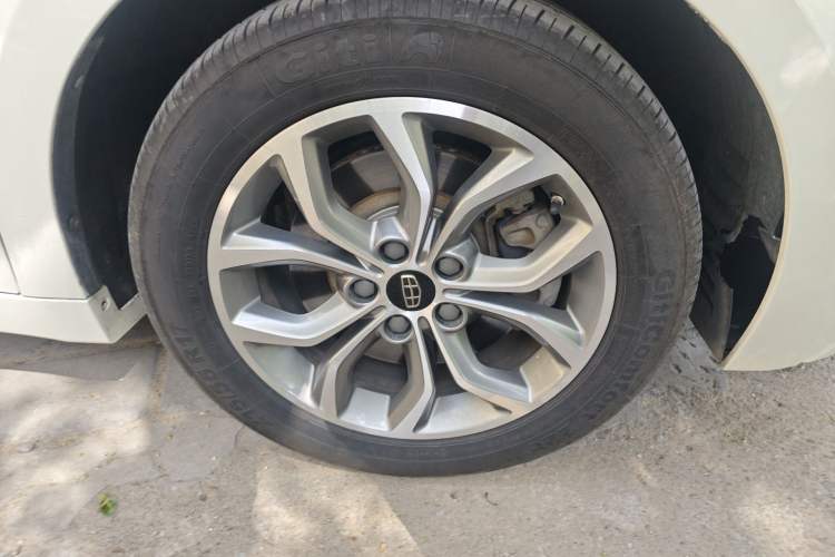 Used Geely Auto Emgrand GT 2016 2.4L Zunya Model