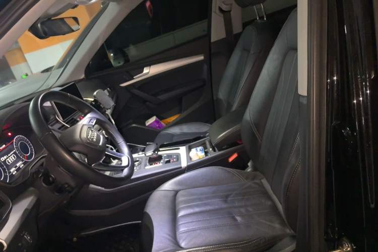 Used Audi Q5L 2020 Updated 40 TFSI Prestige Fashion Edition Left Front Seat