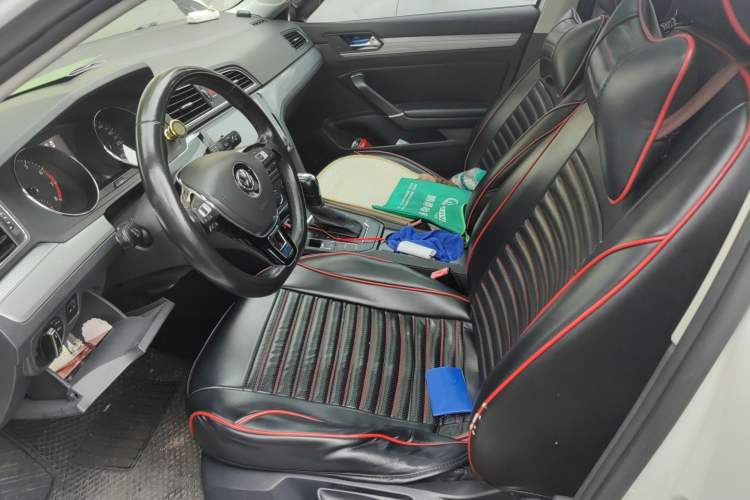 Used Volkswagen Lamando 2017 230TSI DSG Fashion Edition
