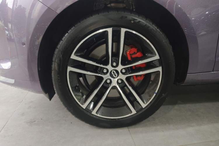 Used Hima AITO M5 2025 Extended-Range Ultra All-Wheel-Drive Version Exterior 4