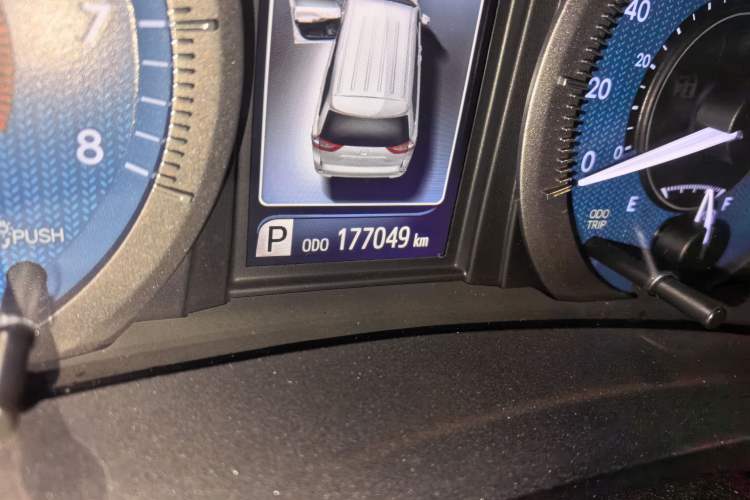 Used Toyota SIENNA 2015 3.5L Four-Wheel Drive L