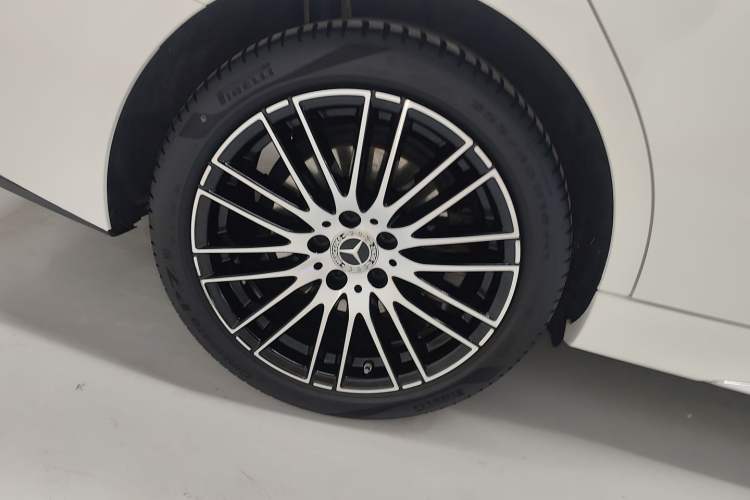 Used Mercedes-Benz C-Class 2023 Restyled C 260 L Sport Edition
