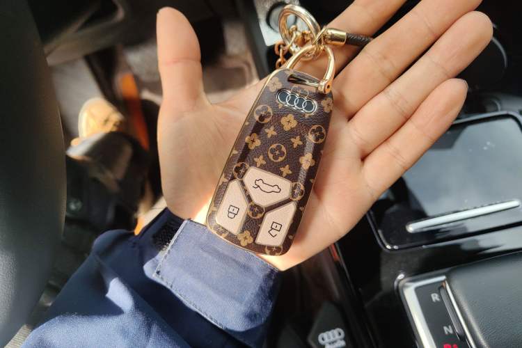 Used Audi A5 2023 Sportback 40 TFSI Fashionable and Dynamic Model Vehicle Key