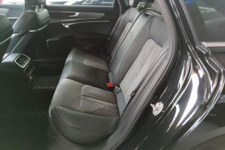 Used Audi A6L 2022 40 TFSI Luxury Dynamic Model Left Rear Seat