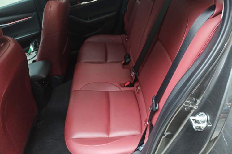 Used Mazda 3 Axela 2023 2.0L Automatic ZhiZhen Edition
