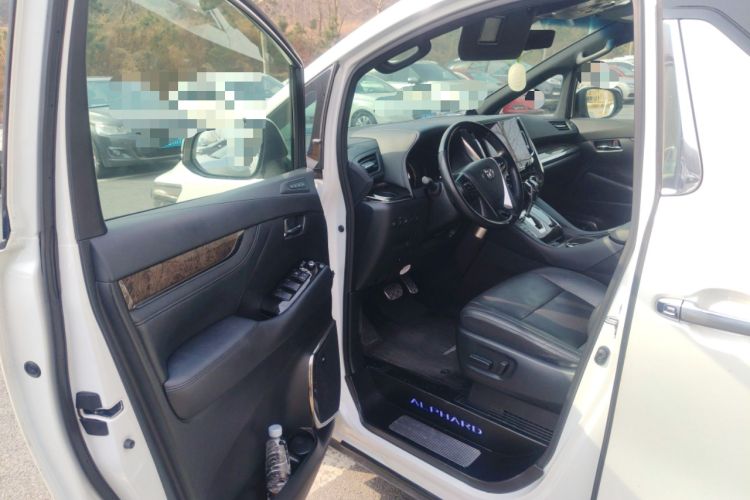 Used Toyota Alphard 2021 Dual-Engine 2.5L Prestige Edition

