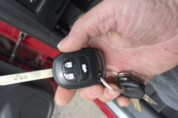 Used Changan Alsvin V7 2016 1.6L Manual Joyride Model China V Standard