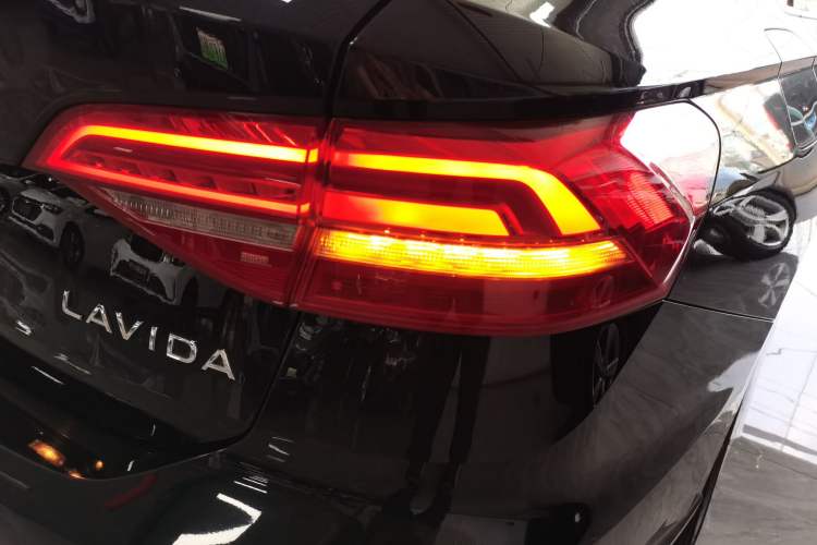 Used Volkswagen Lavida 2019 1.5L Automatic Comfort Edition China VI Standard
