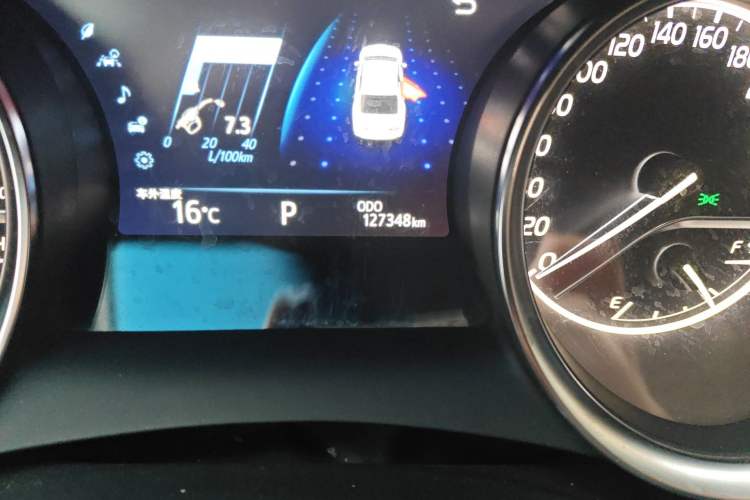 Used Toyota Camry 2019 2.0G Luxury Edition China V Standard Odometer Close Up