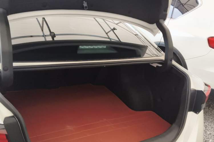 Used Nissan Teana 2022 2.0L XL-Upr Enjoyment Edition Trunk