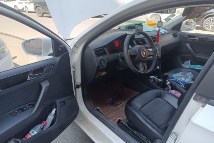 Used Volkswagen Santana 2015 1.4L Manual Fashion Edition Driver Seat