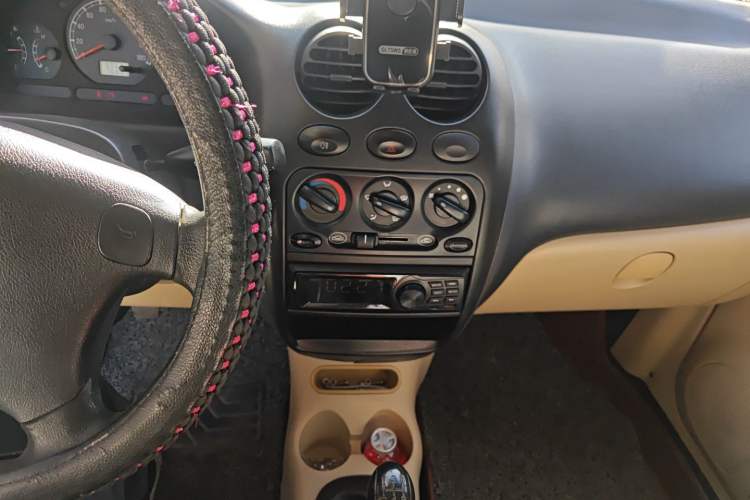 Used Baojun Lechi 2012 Revised Version 1.0L Manual P-TEC Comfort Type