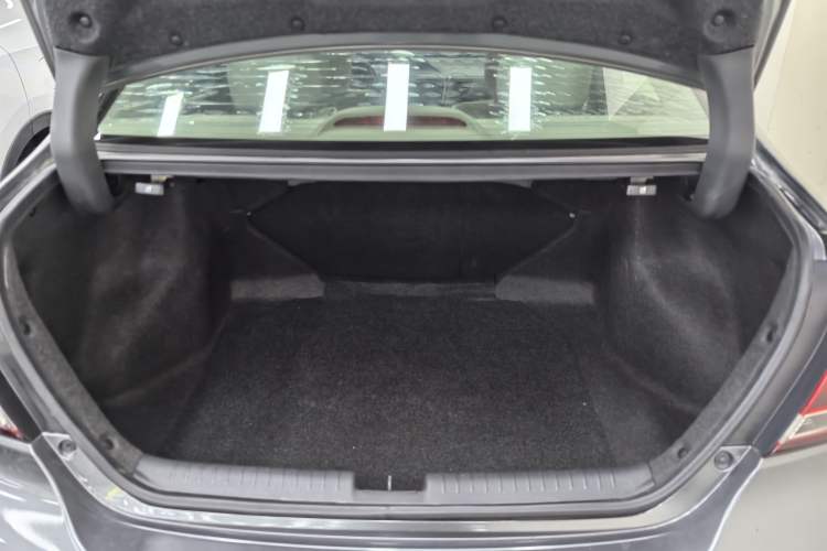 Used Honda Civic 2014 1.8L automatic luxury edition