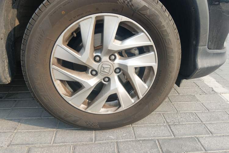 Used Honda CR-V 2015 2.4L two-wheel drive luxury version