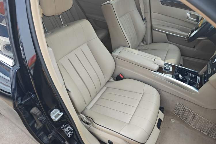 Used Mercedes-Benz E-Class 2015 Facelift E 200 L