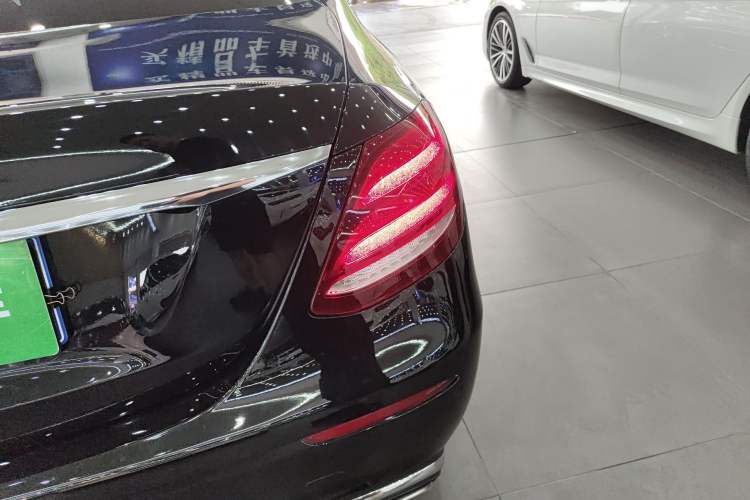 Used Mercedes-Benz E-Class 2018 E 300 L Stylish Model
