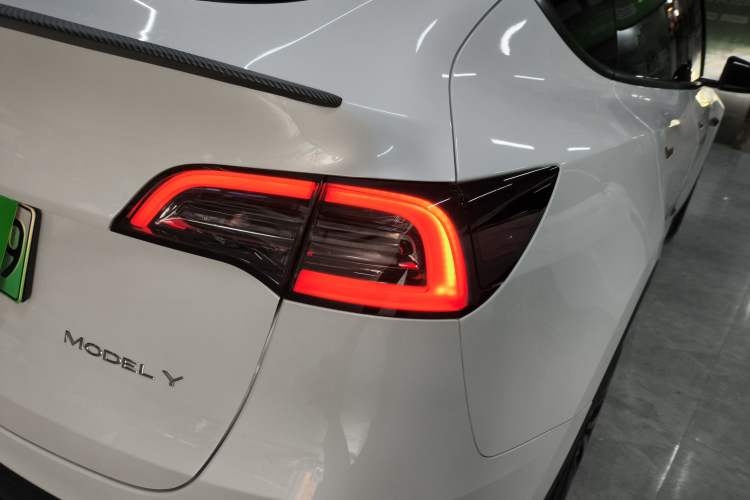 Used Tesla Model Y 2024 Rear-Wheel-Drive Version
