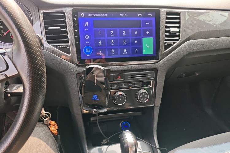 Used Volkswagen Golf Sportsvan 2016 230TSI Automatic Trend Edition Audio And AC Panel