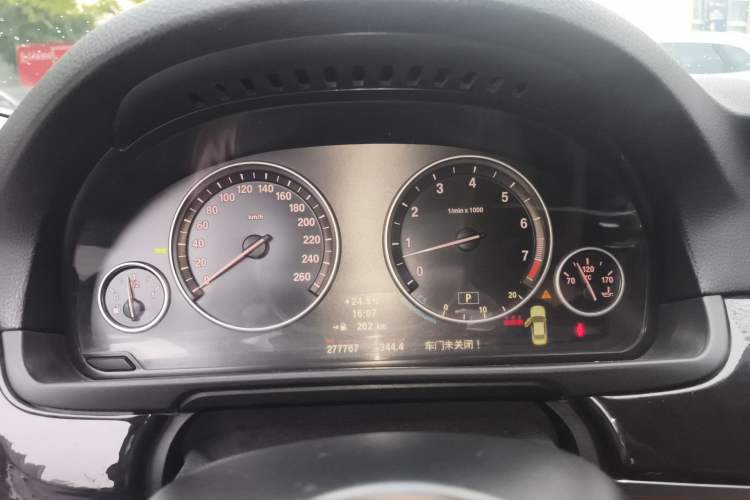 Used BMW 5 Series 2011 535i Sport Edition Instrument Cluster