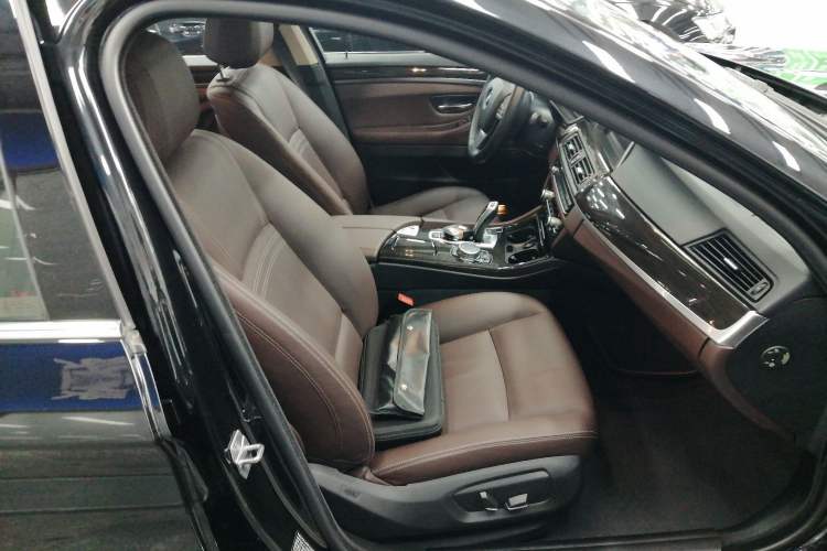 Used BMW 5 Series 2017 525Li Luxury Design Package