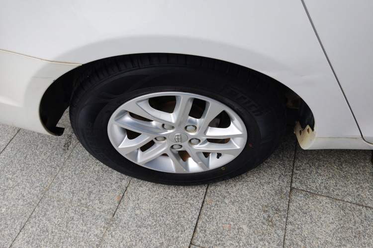 Used Geely Auto Emgrand 2017 Sedan Million Edition 1.5L Manual Luxury Model