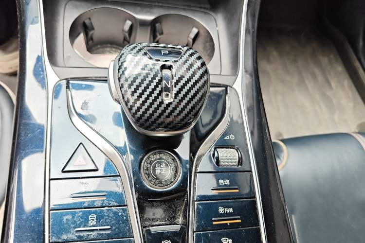Used BYD Qin PLUS 2021 DM-i 55KM Flagship Model Gear Lever